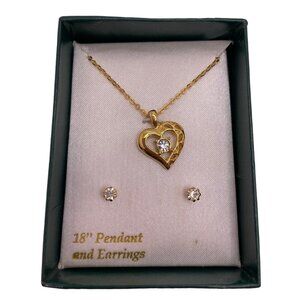 Necklace Women NWT Gold Tone Heart Necklace and Earrings Set Clear Valentine